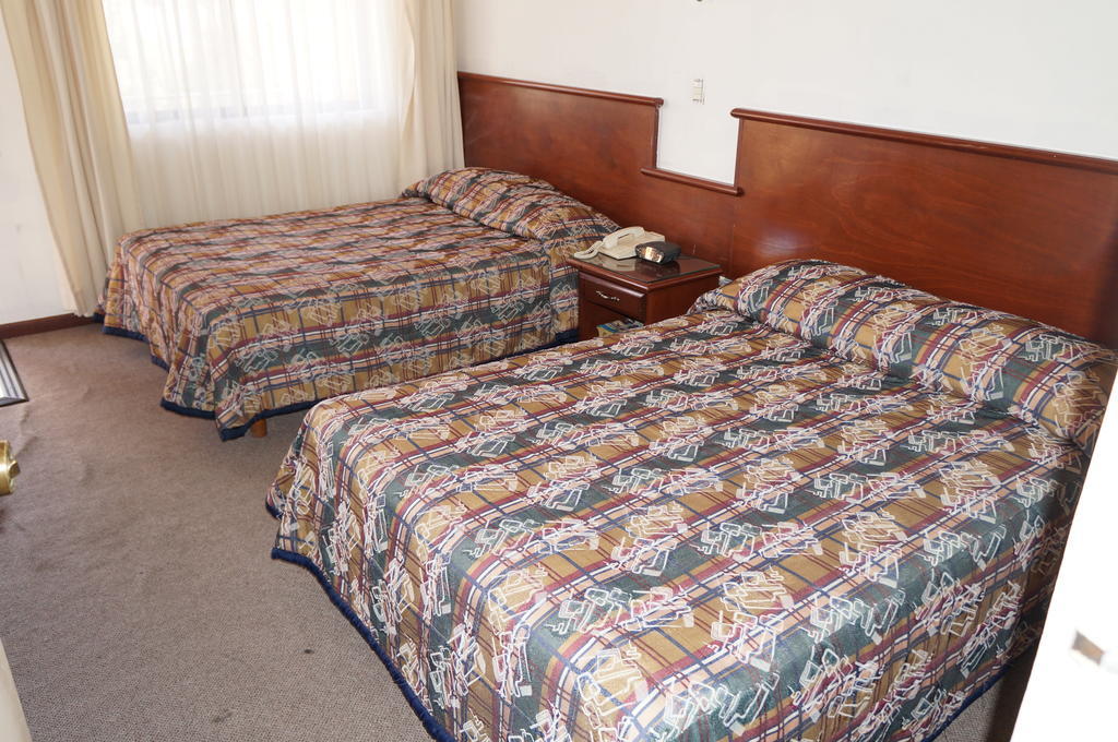 Maria Luisa Inn & Suites Juarez  ห้อง รูปภาพ