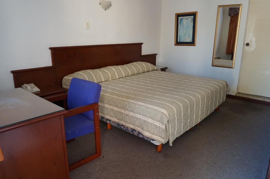 Maria Luisa Inn & Suites Juarez  ห้อง รูปภาพ