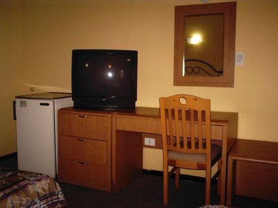 Maria Luisa Inn & Suites Juarez  ห้อง รูปภาพ